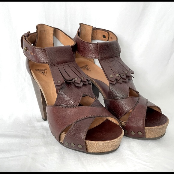 John Fluevog Brown Rules TStrap Platform Sandals - Picture 1 of 7